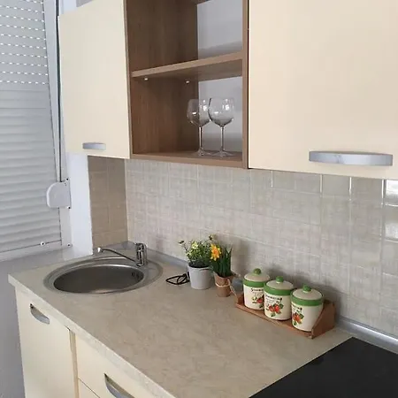 Apartment Sim *